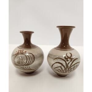 Pair of Hand-Painted Ceramic Bud Vases – Brown & Cream Floral – Japan Pottery